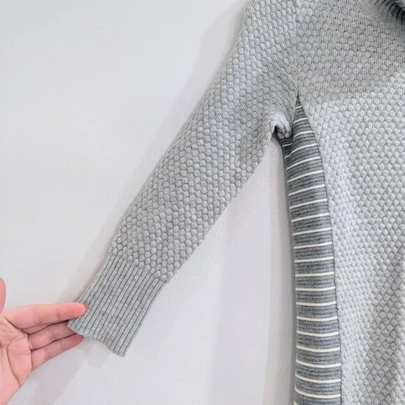 ATHLETA Merino Extra Fine Wool Sweater Dress XS Gray Turtleneck 3/4 Sleeve - Picture 4 of 11